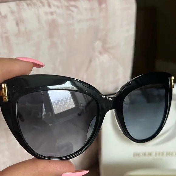 NWT Boucheron Cat Eye Black Sunglasses. Boucheron Sunglasses & Sunglasses Accessories for Women for  main image 2